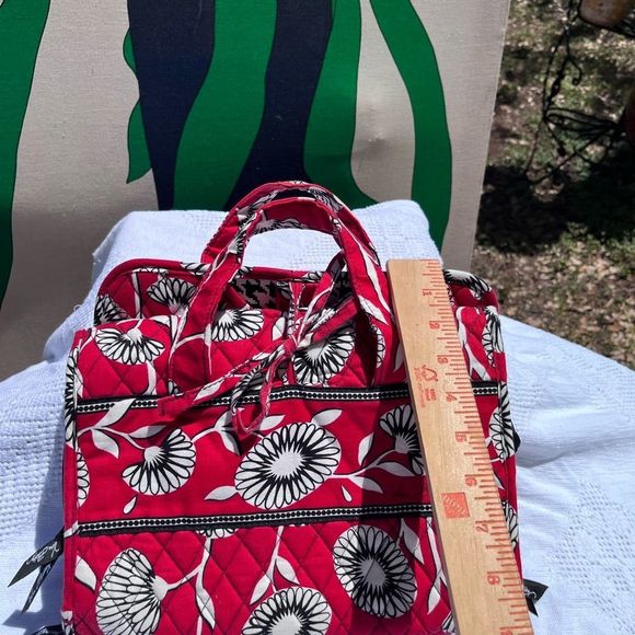 Vera Bradley travel case - Picture 4 of 10